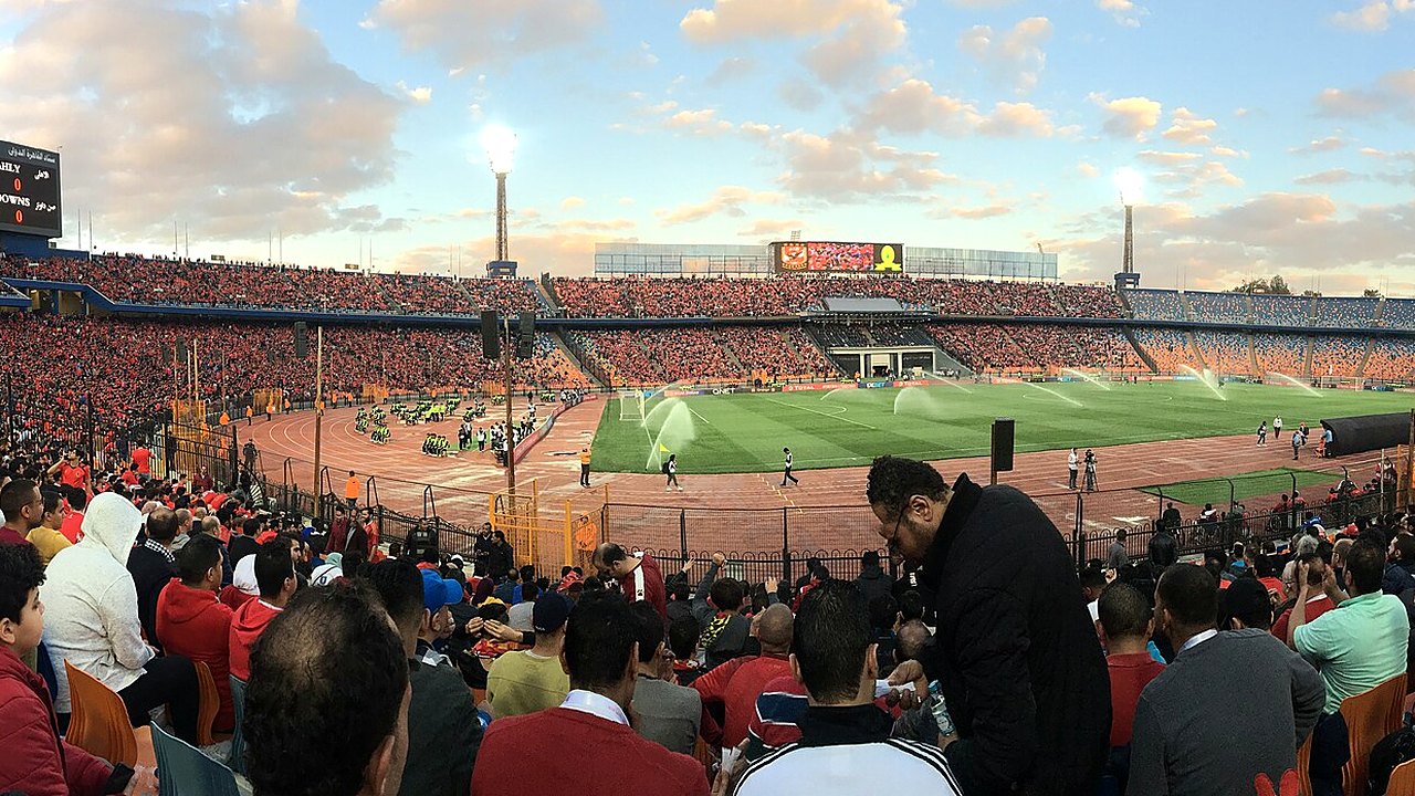 مباراة الأهلي داخل ملعب ممتلئ بالجماهير